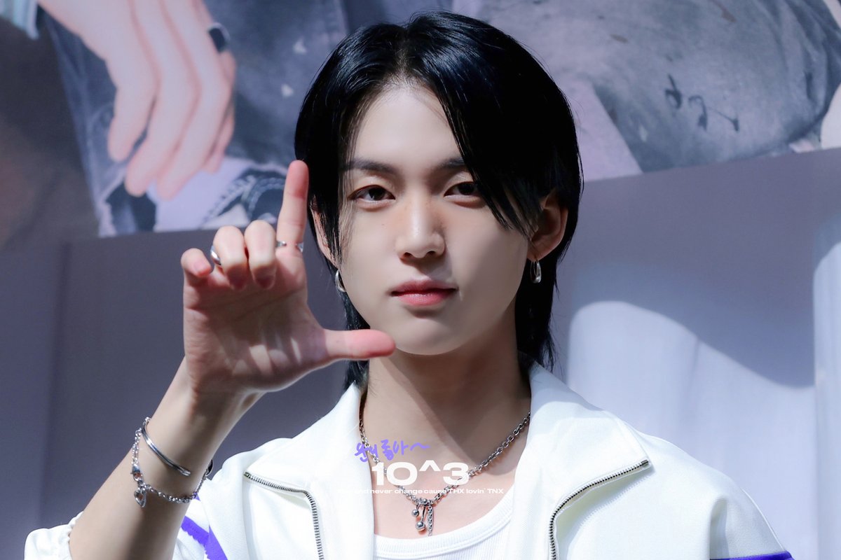 DOPE_TNX's tweet image. 260125
📞

#TNX #티엔엑스 #최태훈 #장현수
#은휘 #오성준 #TAEHUN #HYUNSOO
#HWI #SUNGJUN #CALLMEBACK