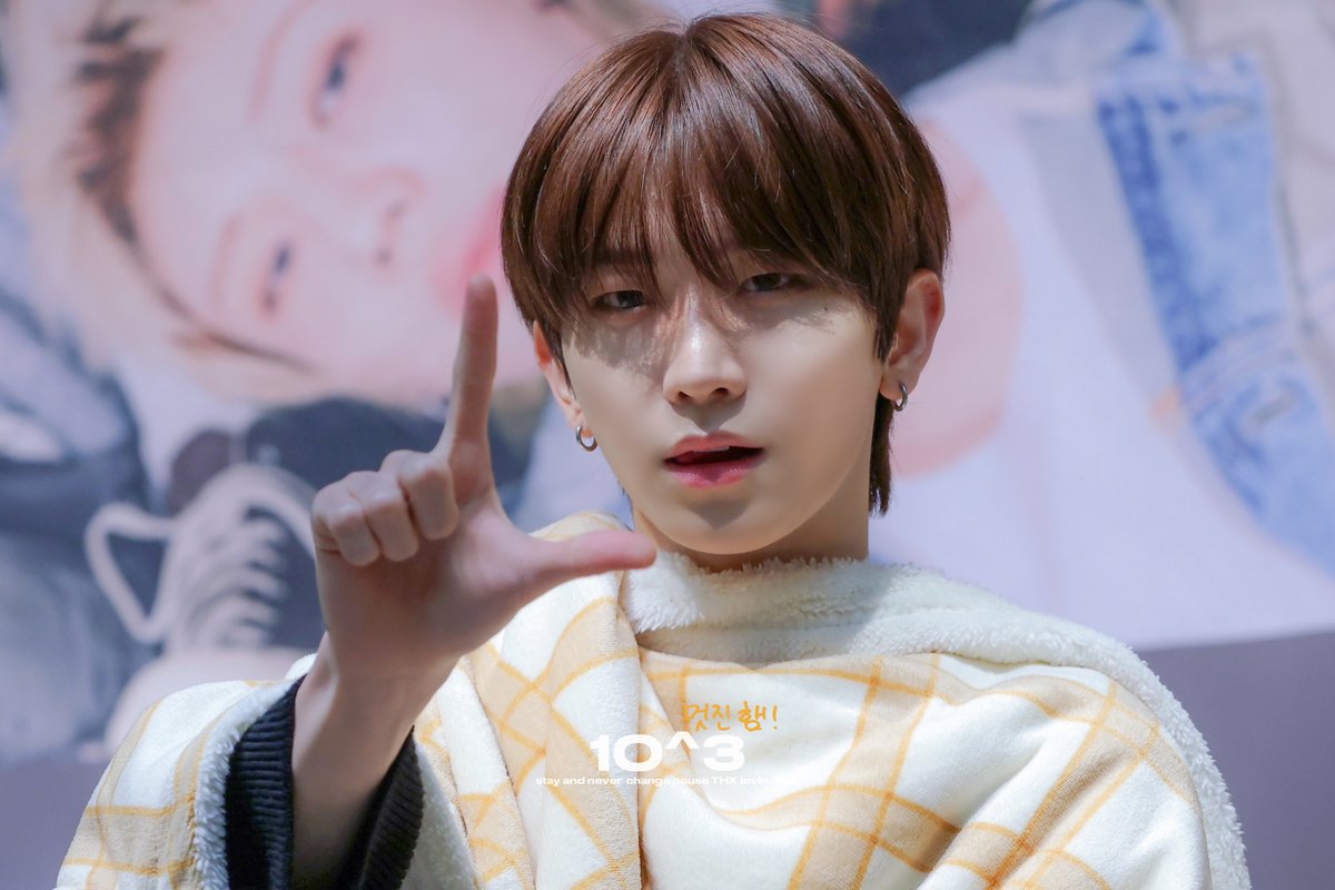 DOPE_TNX's tweet image. 260125
📞

#TNX #티엔엑스 #최태훈 #장현수
#은휘 #오성준 #TAEHUN #HYUNSOO
#HWI #SUNGJUN #CALLMEBACK