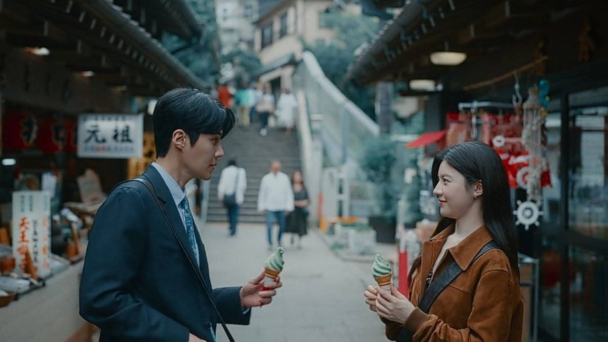 Haamis93's tweet photo. “people we meet on vacation” but make it korean.

#CanThisLoveBeTranslated 🍀 https://t.co/iBVLW3QqOu
