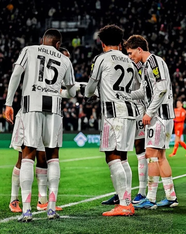 Forza Juve. tweet media