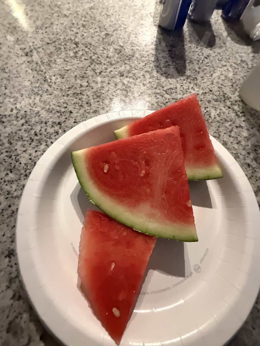 Metrothoom's tweet image. Hung fu watermelon. Yes please #tweeted