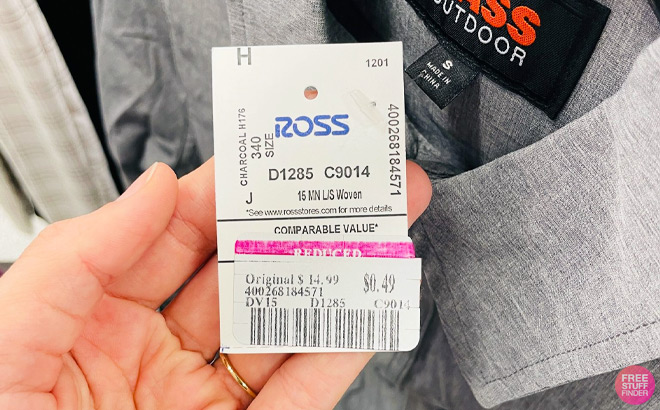 Pricerrors's tweet photo. 99% OFF ROSS INSTORE CLEARANCE 

Tomorrow, Jan 26, Ross is having their $0.49 sale

Select products and brands will have their prices discounted to only $0.49 

Products marked down will have tags similar to the one in the pictures

Will be limited stock so try to be early as possible