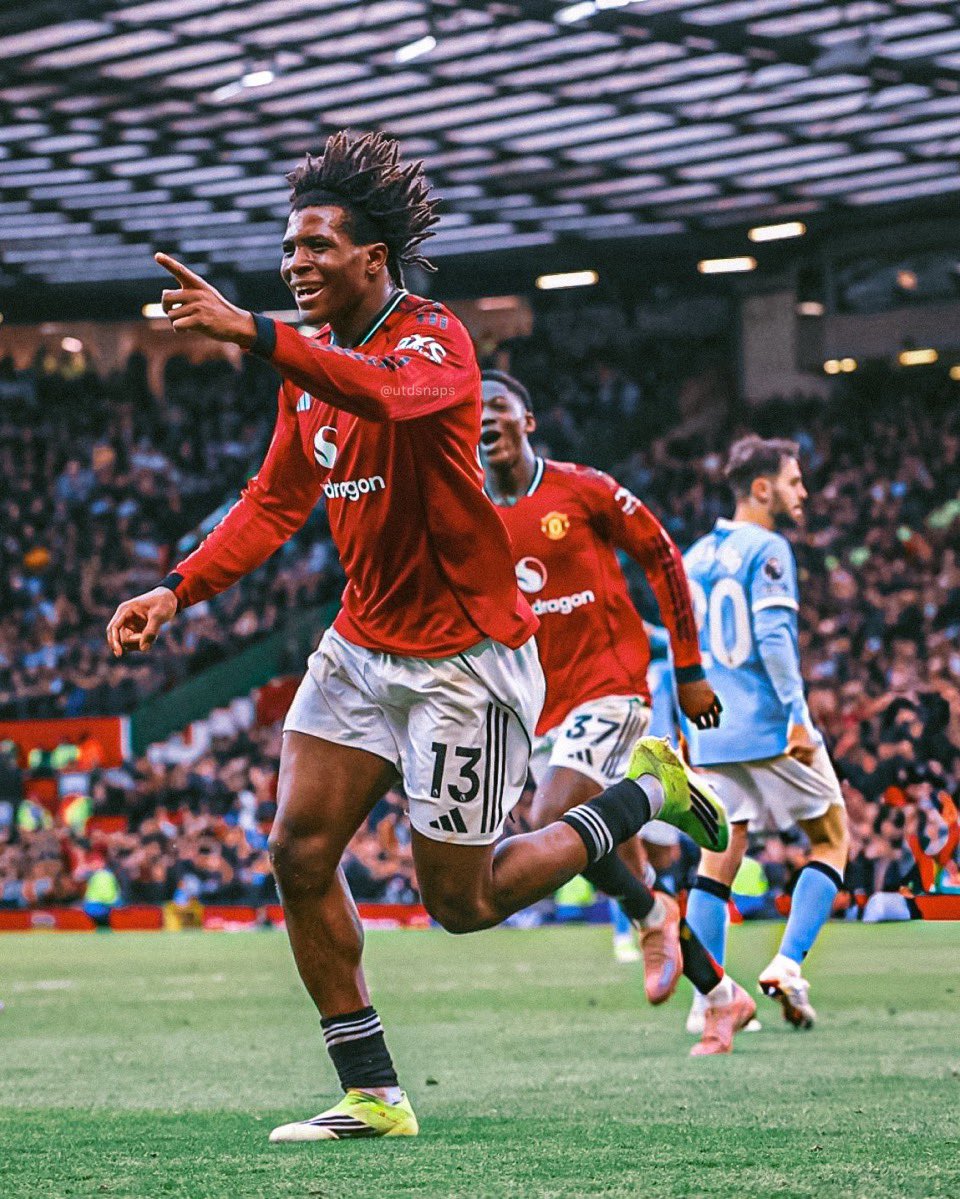 IAMDRTERRIFIC's tweet photo. #FUNFACT
Patrick Dorgu has scored more Premier League goals under Michael Carrick than under Ruben Amorim. 
🤣😂🤣
#ARSMUN https://t.co/Ekbs4jdp5L