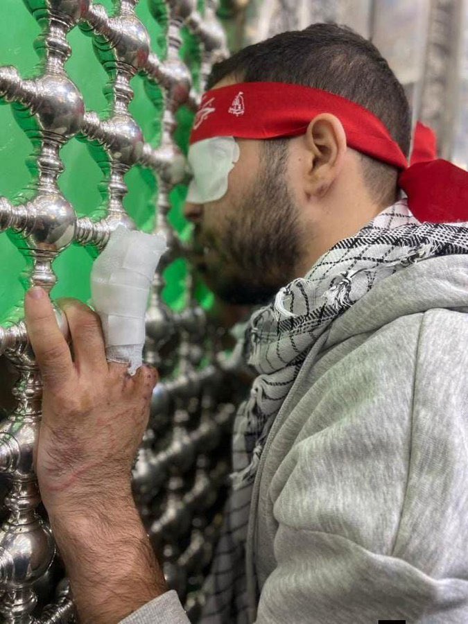 سلام عليكم💛
 يا من واسيتم العباس بكفوفه وعيونه