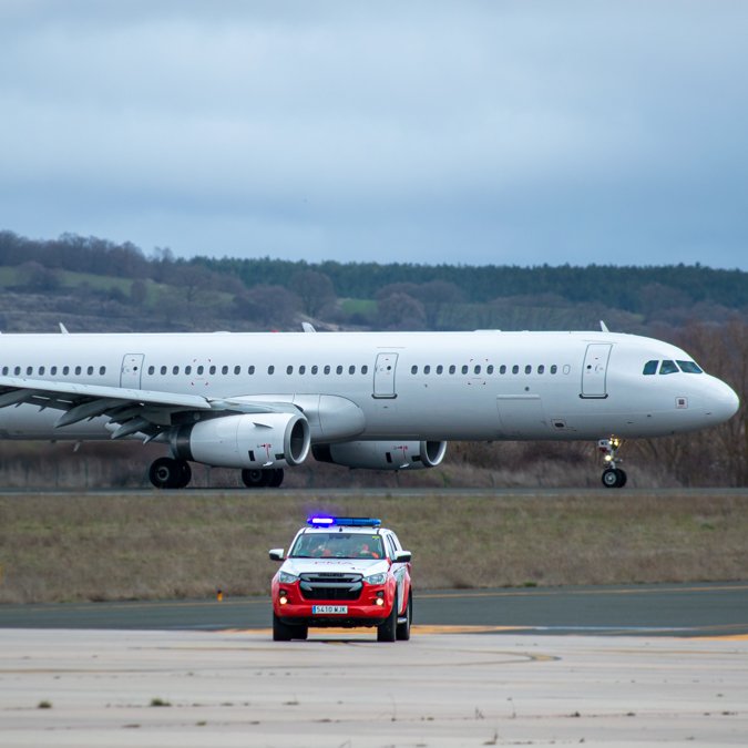 burgosaeropuert's tweet photo. ✈️🇪🇬 Primera de las por lo menos 5 conexiones (10 vuelos) entre Burgos y Egipto.
Para los que decían que no podían operar aviones grandes en Burgos 😉

📸 @rodrispotter https://t.co/9QTO2KNjLF