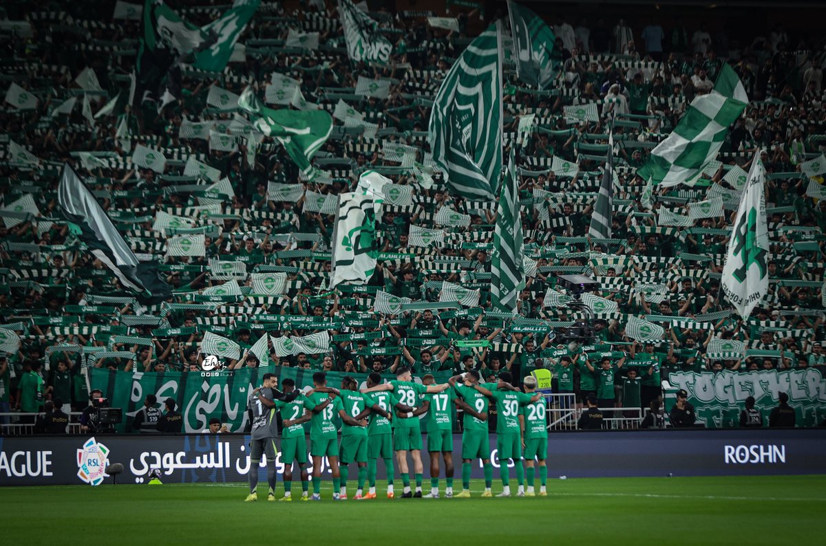 Rabanalsafena's tweet image. 🎫 تذاكر مواجهة #الأهلي_الاتفاق متاحة للجميع!

#الأهلي في فرصة للاقتراب بشكل أكبر من القمة والصدارة أقرب من أي وقت مضى.. مباراة مهمة جدًا ودعمكم في المدرجات هو الأهم والسلاح الأقوى.

🫵🏼 ايش تنتظر؟! احجز ونشوفك في المدرجات! 🔥
🔗 webook.com/en/events/rsl-…