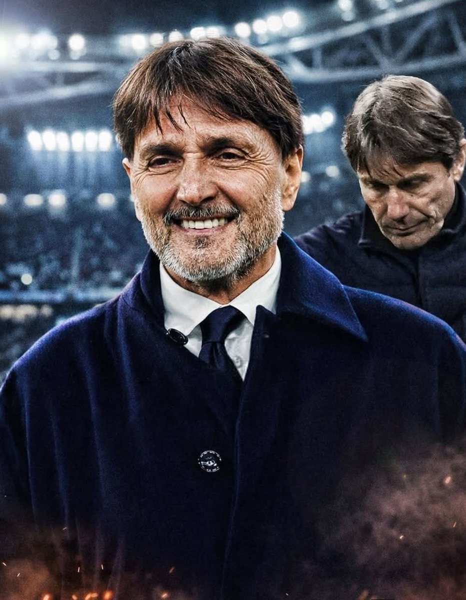 ScaMarine's tweet photo. Spalettone mi sta dando le stesse, belle, sensazioni del primo Conte.
Orgoglio Juve! 
3 a 0 e "testa" alla prossima 
#JuveNapoli 
#SerieA https://t.co/tiLFqPxe1Z