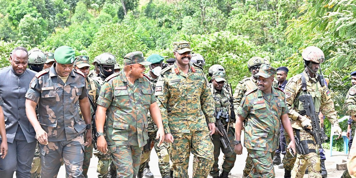 kabandamajwega's tweet image. From Commander Land Forces to CDF, Gen. @mkainerugaba has spearheaded UPDF–FARDC joint operations against ADF in Eastern Congo.#UPDF #OperationShujaa #ADF #RegionalSecurity #ProtectingTheGains 🇺🇬
@TrillUganda 
@assofficeMK 
@cdfupdf 
@AtukuJenn