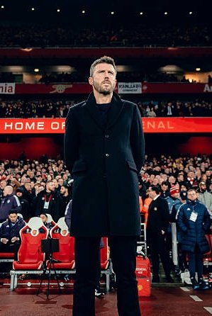 Cantona Collars AKA Larry tweet media