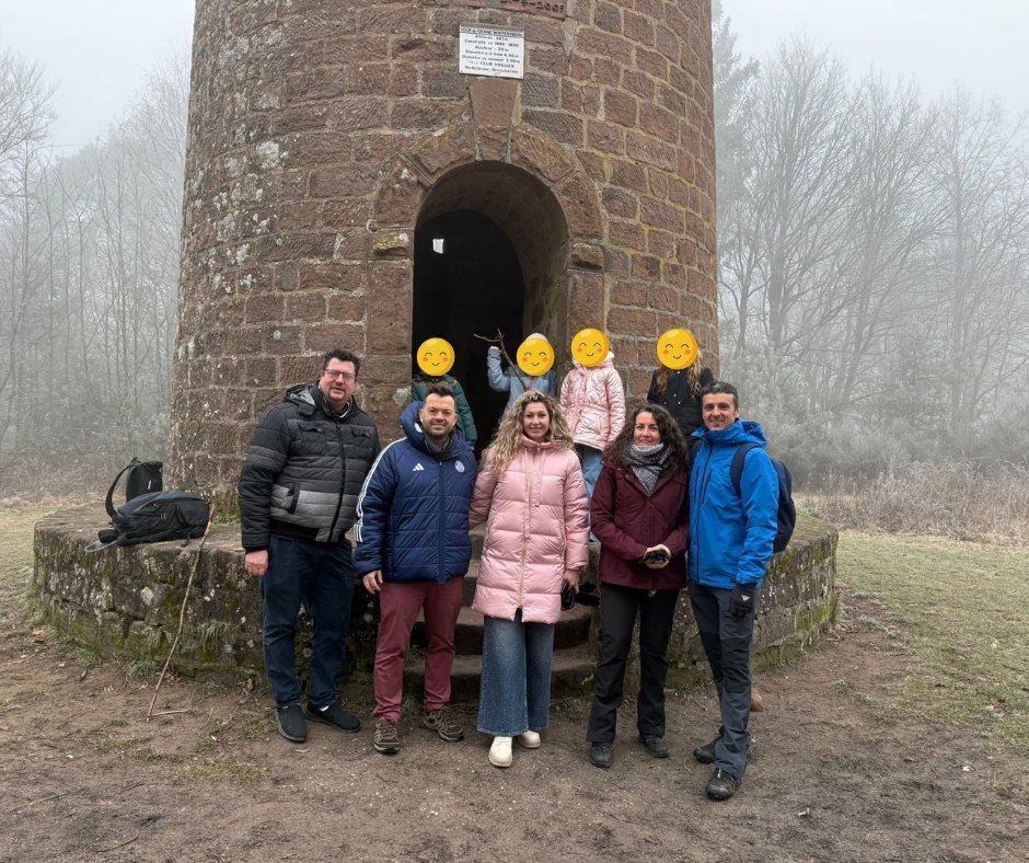 immo_studio's tweet photo. 🌿 Fête d’équipe Le Studio Immo 🌿

👉 marche au Wintersberg
👉 repas convivial au Couvent à Oberbronn
👉 … et beaucoup de bonne humeur.

#LeStudioImmo #TeamLeStudio #VieDEquipe #TeamSpirit #FamilyTime #Wintersberg #VosgesDuNord #Oberbronn #ImmobilierHumain #BasRhin #GoodVibes https://t.co/TGNwMGYvAJ