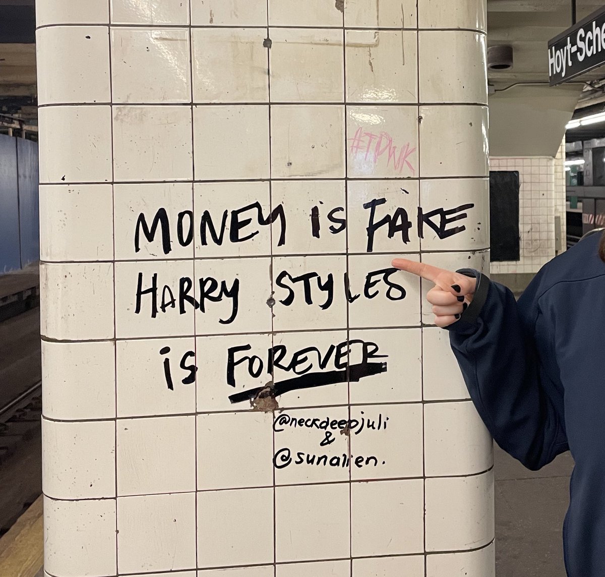 occasionaldsco's tweet image. the mindset im going into tomorrows sale with