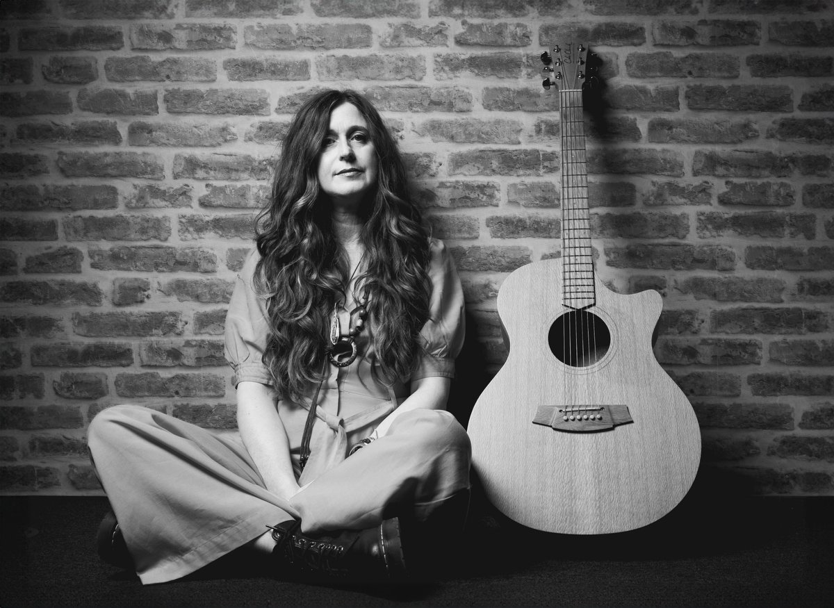 Itisnow Radio Station tweet media