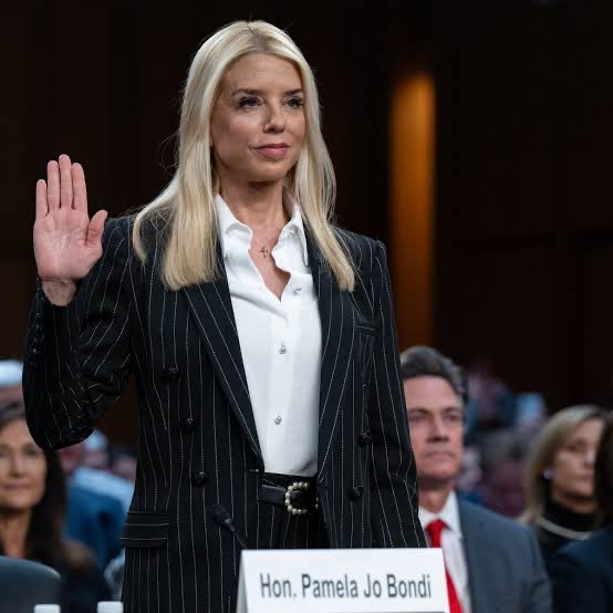 ‼️‼️ REMINDER: Trump and Bondi have quietly been coming for gun rights in court. 

In 2025, Trump DOJ wanted Judge’s approval to make a federal gun registry by seizing the membership list of <a href="/GunOwners/">Gun Owners of America</a> Organization. 

READ : assets.nationbuilder.com/firearmspolicy…