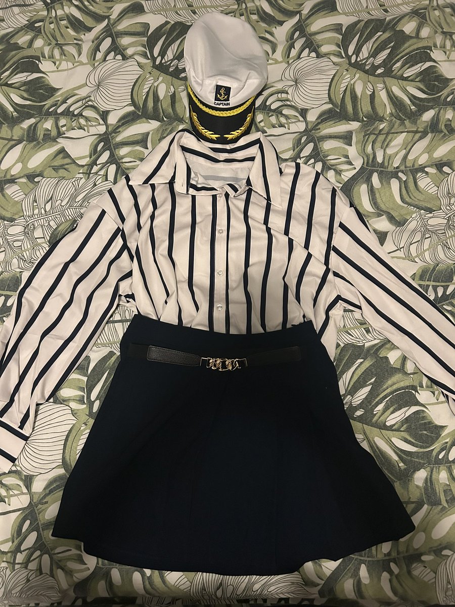 K3 outfitje ook eindelijk binnen! #LiefdesKapitein 💙✨