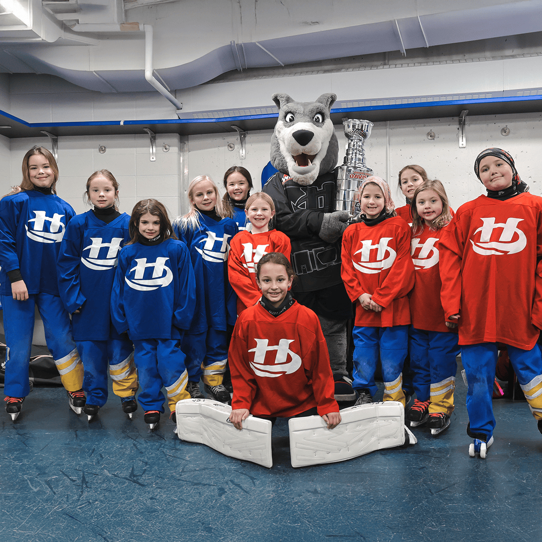 Sharing some snapshots of our Davis Cup superstars!  🌟 🏒 
Nothing beats seeing those big smiles after a game.

#DavisCup #Lethbridge #PictureButte #Coaldale #MinorHockey #Hockey #LethbridgeHurricanes #Ringette