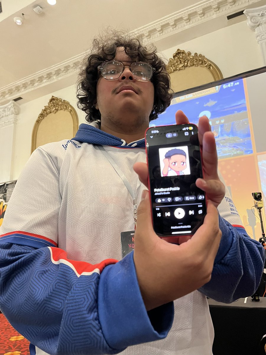 The song that <a href="/elijmin2/">SmU5h / LCU | elijmin</a> was listening to while fighting Sparg0… 

That is crazy…!