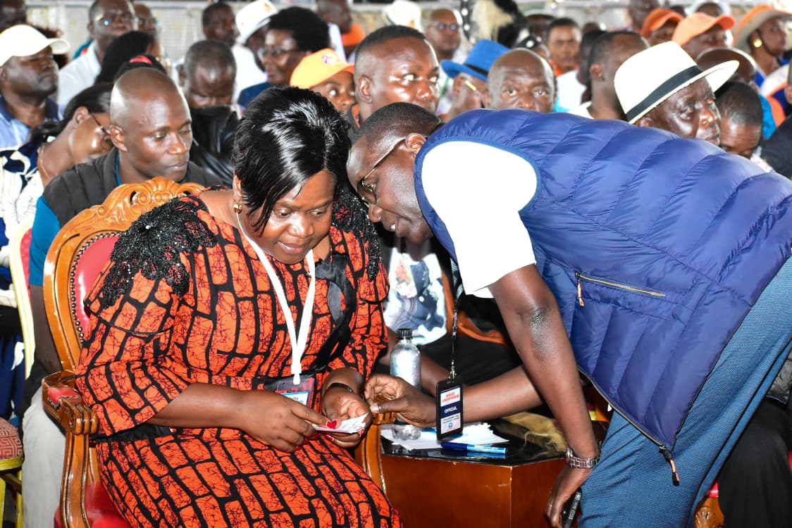 joseph_ogutu's tweet photo. In the company of fellow leaders from the Lakeside counties, we convened at Ciala Resort in Kisumu County to reflect, consult, and engage on the future of our great @TheODMparty .

Guided by dialogue and shared purpose, our commitment to unity remains unwavering. https://t.co/77rH6sR8Ky