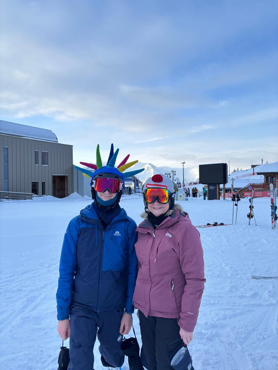 berthaparkski's tweet photo. Day one clown hat for our one and only Morag 🤡 and School Captain Aaron with the star hat for leadership 🌟 https://t.co/QrjREZSEYr
