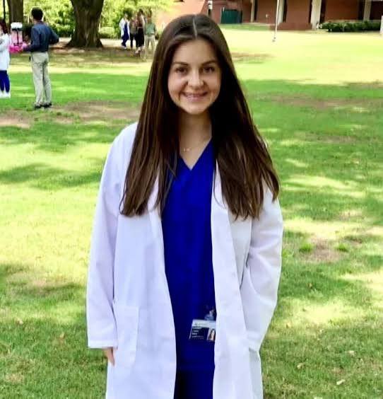 ericmmatheny's tweet image. But he was a nurse…

Yeah, so was she.