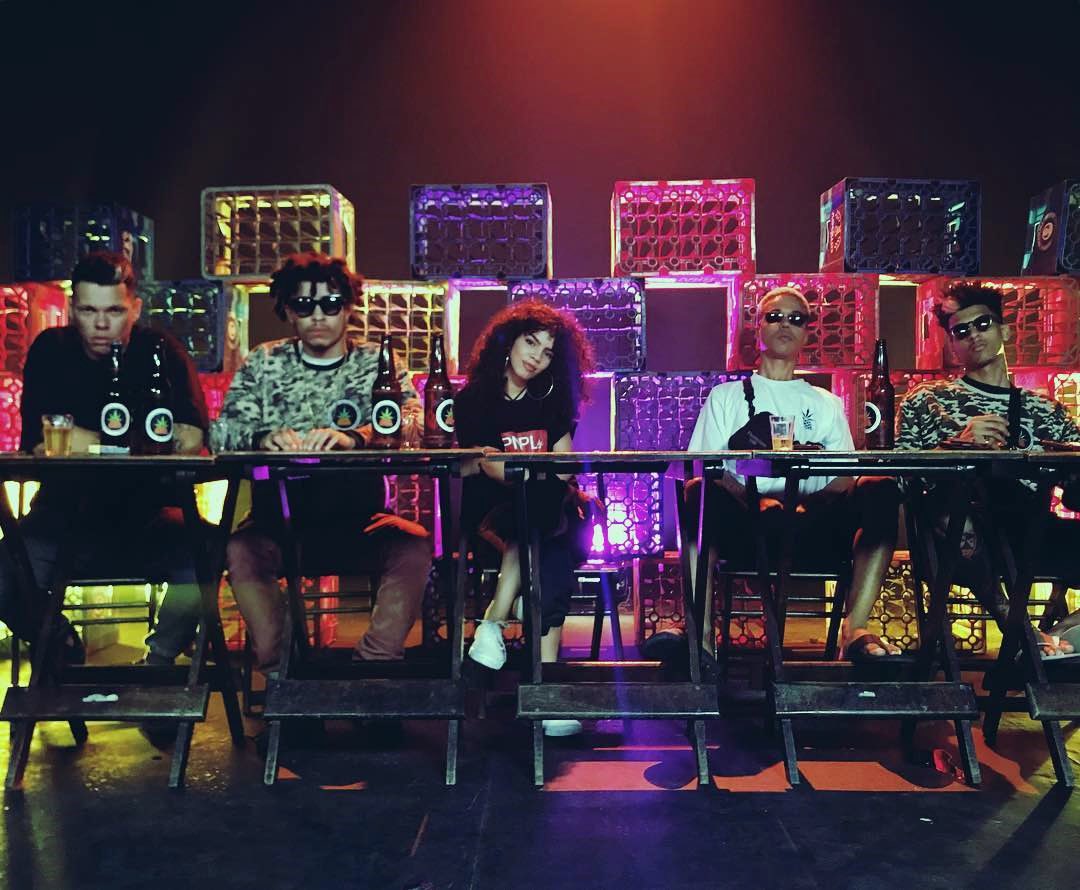 Esse Poesia Acústica tem um gosto de nostalgia tão incrível 😍