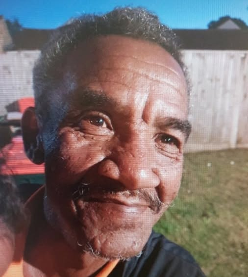 Sussex Police concerned for welfare of Elvis, missing from Crawley.

63yo last seen ~2:30am today (25 Jan) in town. 5'6", short grey hair, wearing blk body warmer, grn jumper &amp; grn cargo trousers.

Links to Gatwick &amp; Redhill.

Report sightings to Sussex Police on 101, quote