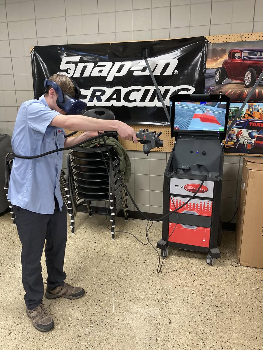 Love seeing SimSpray in action with first-year students 😍
Early exposure to proper spray technique makes a difference. SimSpray helps students learn faster by turning practice into clear, visible results.

Photo credit: <a href="/LakeAreaTech/">LakeAreaTech</a>