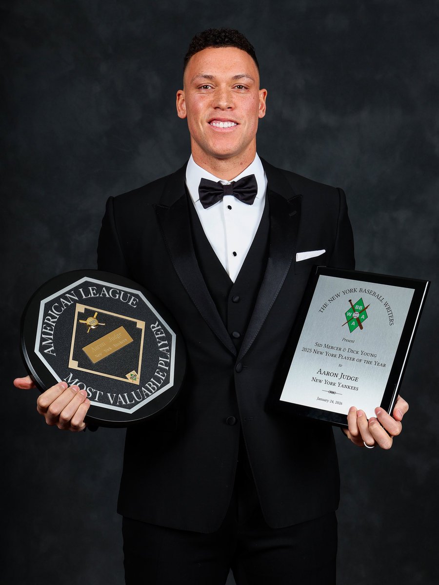 Premio de MVP en manos de su Capitán 🫡