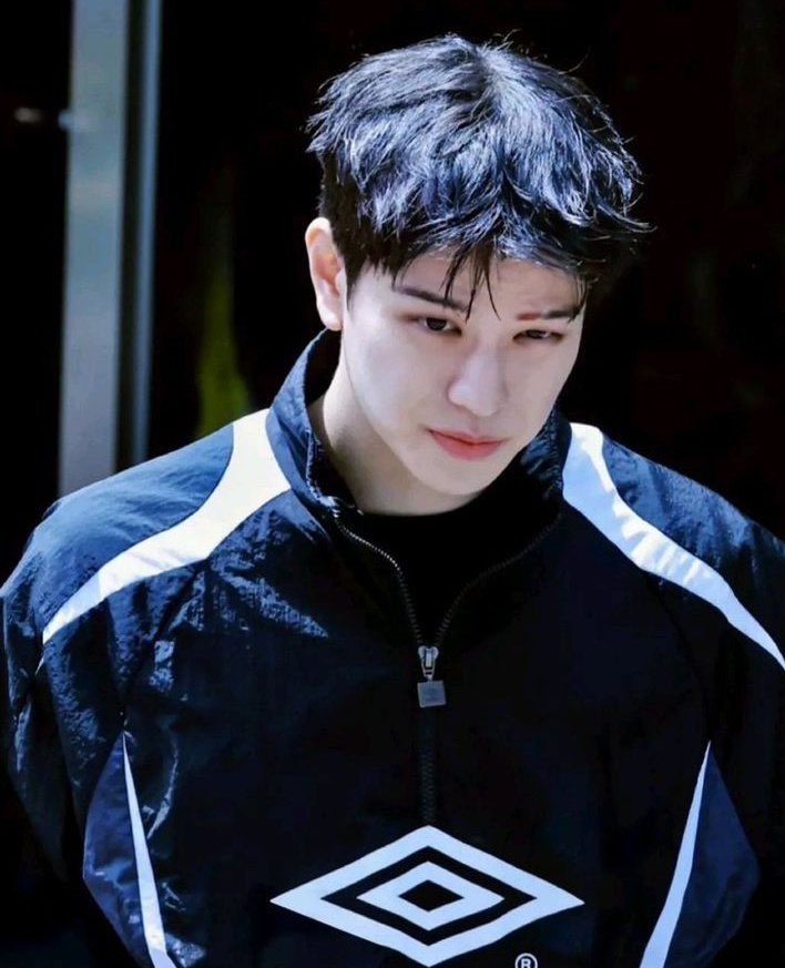 SEUNGlNNIE's tweet image. this hair style on them &amp;gt;&amp;gt;&amp;gt;