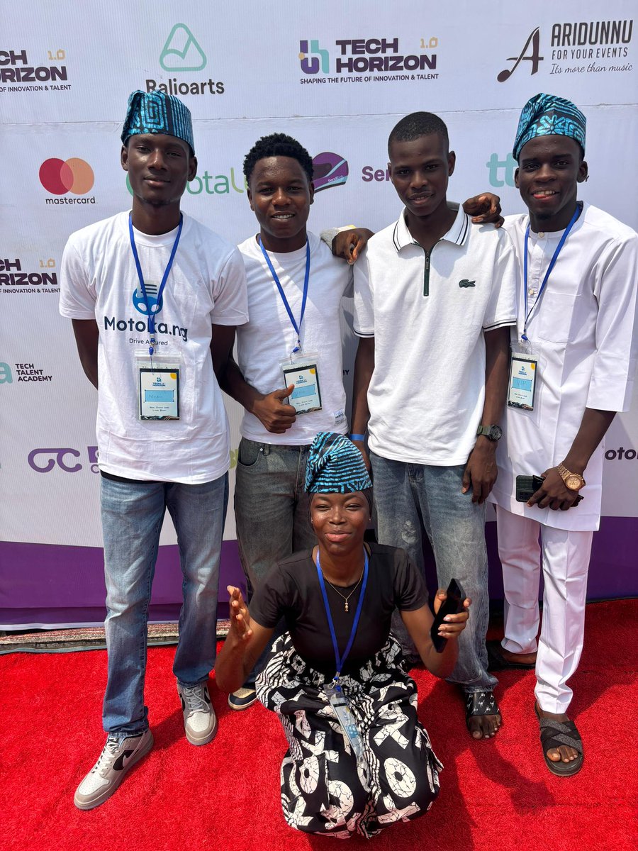 tanbat_dev's tweet photo. Tech Horizon at Ijebu-Ode was an amazing experience.
Proud to receive my Frontend Development certificate from TTA and to learn from inspiring tech sessions throughout the event.
Growth never stops ๐ปโจ
#techhorizon #tta #WebDev @ttadotng https://t.co/dZZw4haXeL