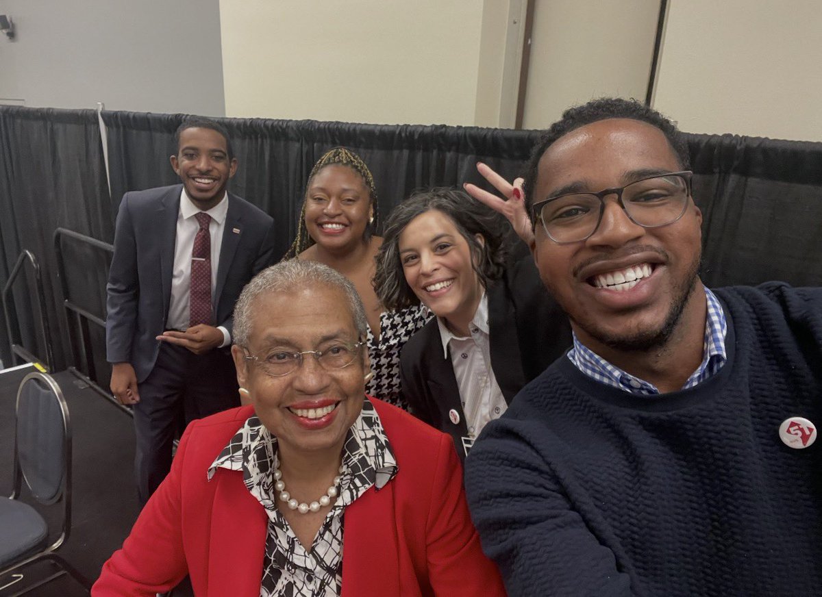 Jamal Holtz tweet media