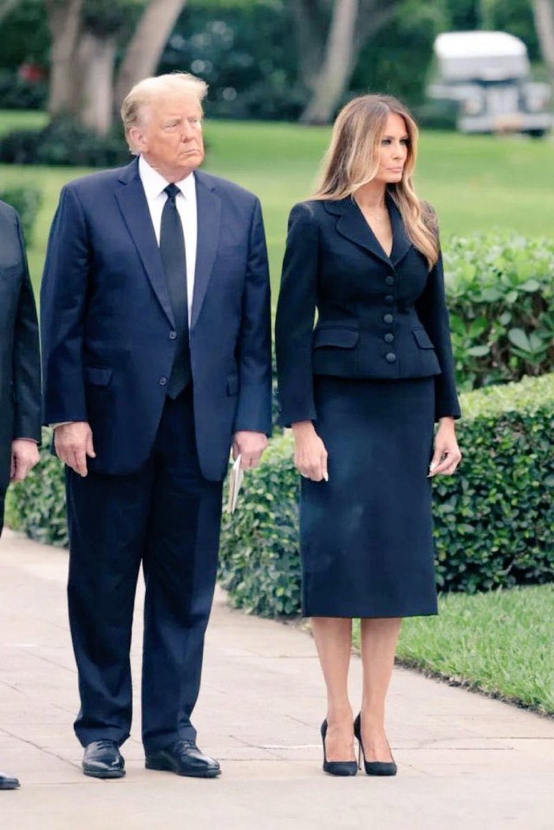 It costs $0.00 to drop a like ❤️ for President Trump and the most beautiful First Lady, Melania Trump ❤️
