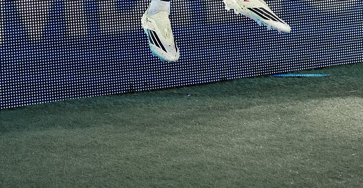 Tap the post to see Lamine Yamal