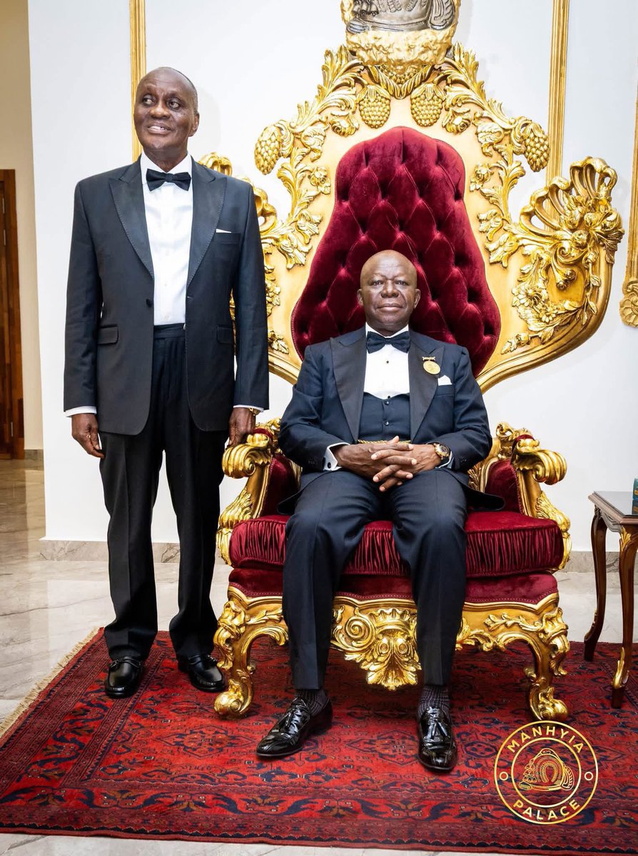 Asante_nation's tweet image. Hwɛ ne fɛ 🥰
Oyoko Piesie ne Oyoko Manu 👑
Sei kutuuuu……