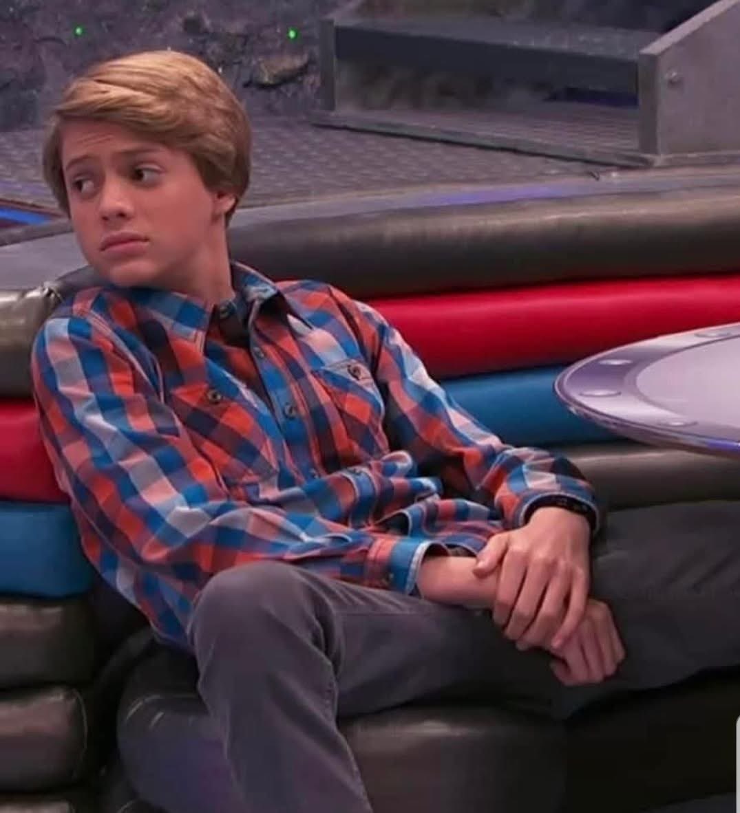 Callunc's tweet image. Me after I spoke my mind now everybody in their feelings😌