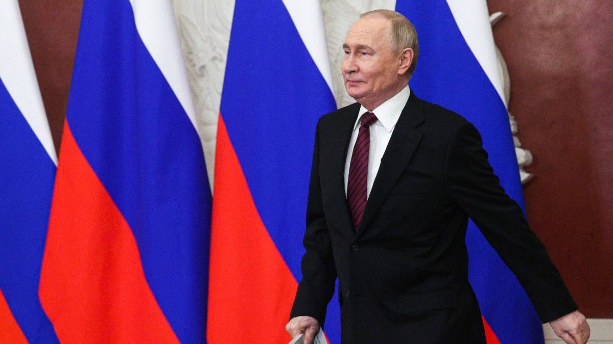 CelisAguirre's tweet image. Donald Trump buscó en Davos reafirmar el dominio mundial de Estados Unidos, impulsar la apropiación de Groenlandia y mostrar poder, pese al avance de un mundo multipolar.

Artículo completo en: acortar.link/XQrkS1