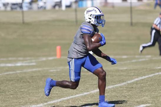 ykmari2026's tweet photo. Blessed to receive and offer from chowan university @CoachWolfley!!
@Coach_JWheeler @asim_mcgill @cdp0126 @worsley_dalvin @BradRoach_8 @TreyScott_NC https://t.co/qySw9cMJm7