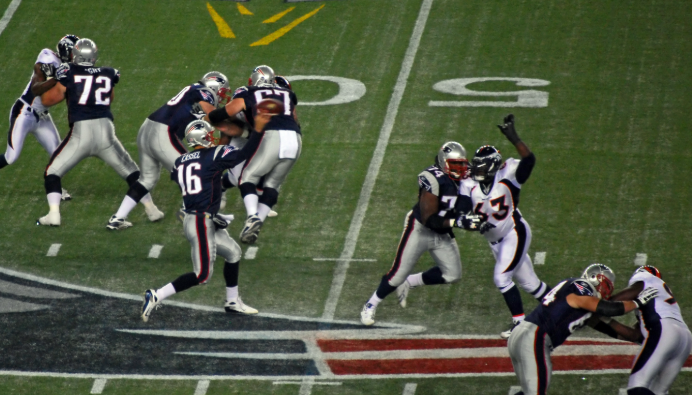 CrackStreamsMe9's tweet photo. Today NFL GAMES:
Denver Broncos vs New England Patriots

#crackstreams #streameast #buffstreams #methstreams #NFL https://t.co/SDXeANkWVI
