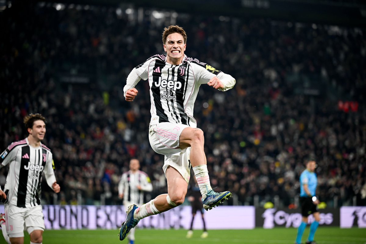 RidTheRock's tweet image. • Yildiz 2024/2025
 
48 partite
9 gol
7 assist

• Yildiz 2025/2026 

29 partite
9 gol
8 assist

a gennaio Kenan ha già superato l’anno scorso.

ALIENO 👽 🌟