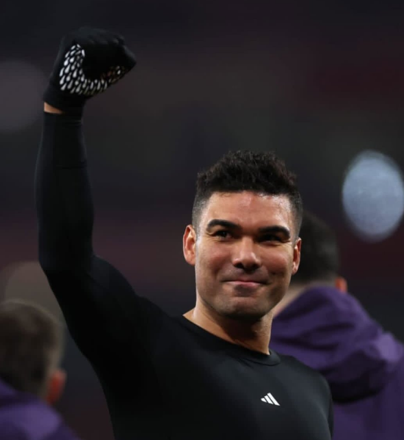 Muppetiers's tweet image. After announcing his departure, I think that was Casemiro's best game of the season.