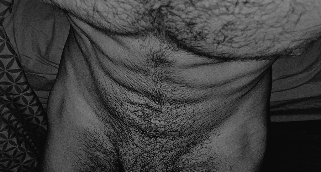 TerranovaSky's tweet photo. ¿Rasurado o sin rasurar? 

#seductivesunday 
#sexrol
#freerol https://t.co/WPIKqwpP3x