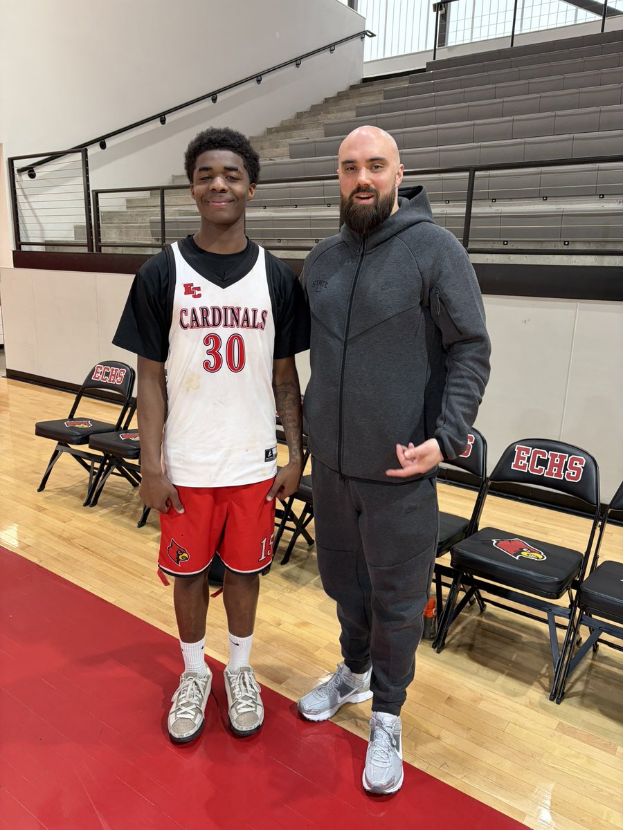 Thank you to <a href="/CycloneMBB/">Iowa State Men’s Basketball</a> for coming to watch practice and talking with our guy <a href="/DAVID_Douglas0/">David Douglas</a> !  Great program with great coaches!
#EastSidePride