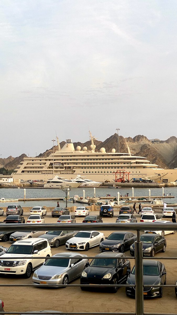 𝘋𝘌𝘌𝘔𝘈 🌺. tweet media