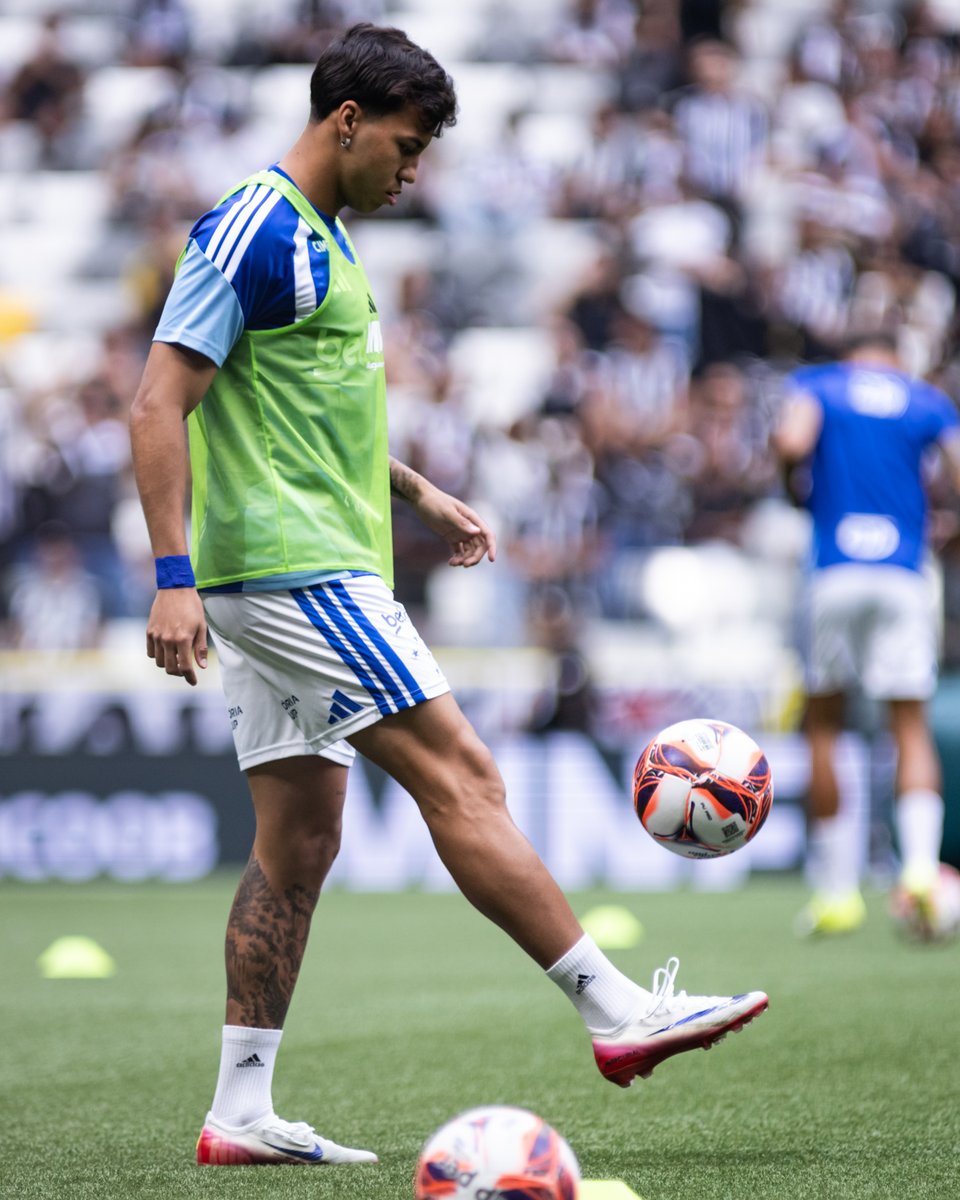 Aquecimento ✅

Daqui a pouco a bola vai rolar pelo clássico! ⚽

📸 <a href="/ggaleixo/">Gustavo Aleixo</a> / Cruzeiro