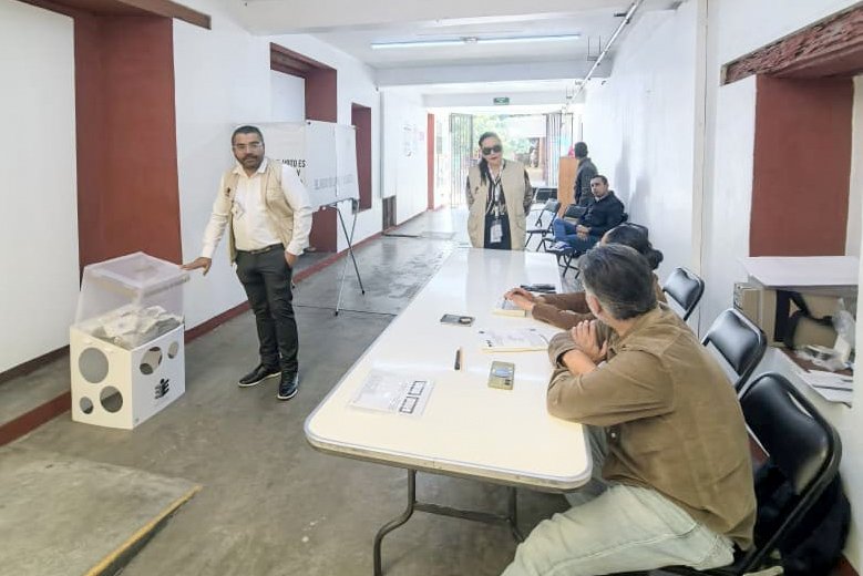 IEPCTabasco's tweet image. El consejero electoral del IEPC Tabasco, Hernán González Sala, participó como observador electoral en el desarrollo de la Jornada de Participación Ciudadana de Revocación de Mandato de la persona titular de la Gubernatura del Estado de Oaxaca para el periodo constitucional…