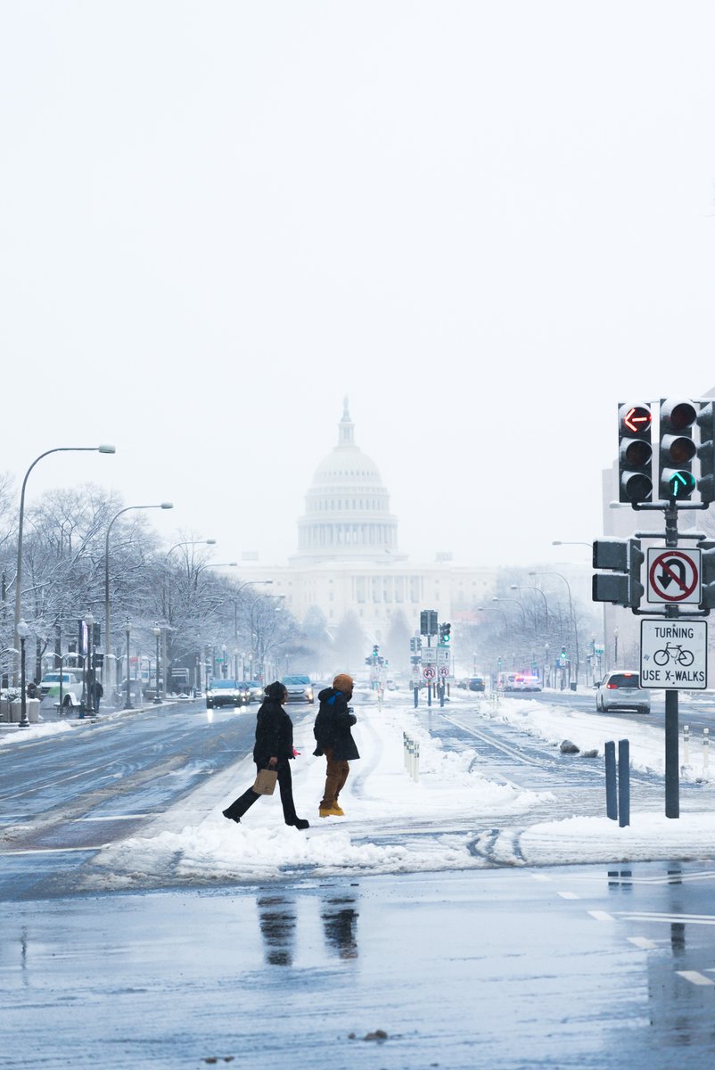 washingtondc's tweet image. DC looks good in white. ☃️❄️🤍

📸: @washingtondc #Only1DC