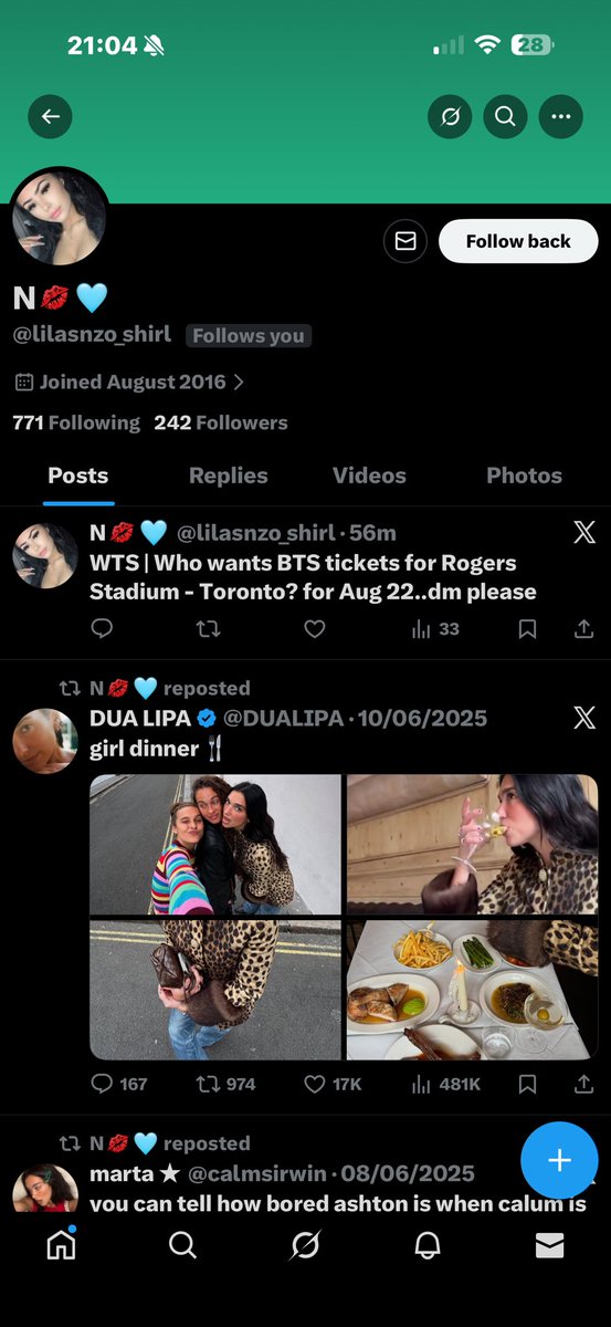 Kryczellyn's tweet photo. Be careful of this scammer everyone.
#ARMY 
#BTS_ARIRANG 
#BTS_WORLDTOUR https://t.co/qdrWSVw2EF