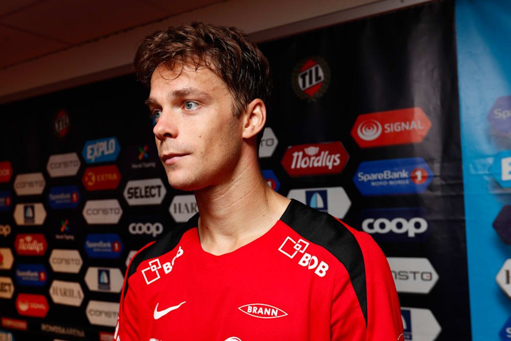 DanielKB__'s tweet image. Felix Horn Myhre er nemlig et mål for Brøndby, der skal være klar til at lægge 22,5 millioner kroner for Brann-stjernen. - per tipsbladet.dk/nyhed/rygter/r…
#brøndby  #SillySeason #Transfernyt #FelixHornMyhre #Eliteserien