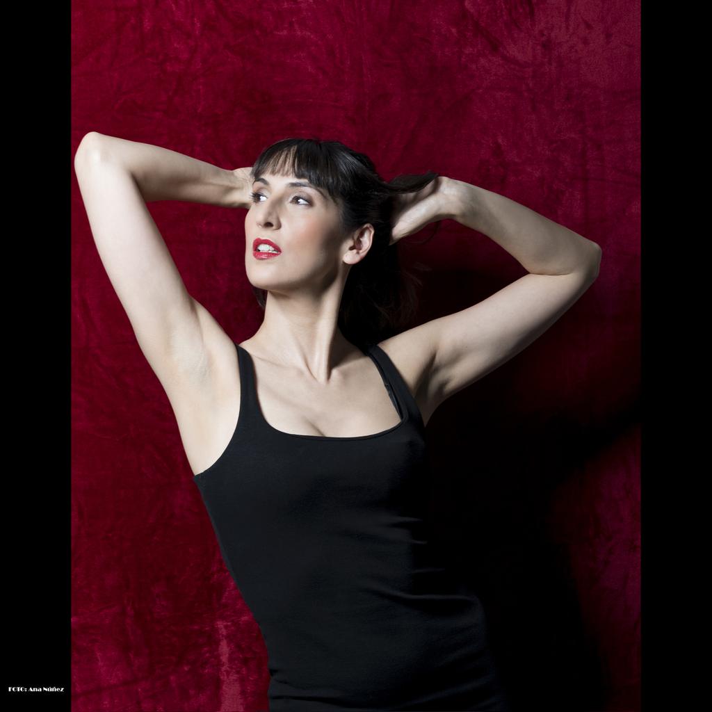 Everywhere

Modelo: Eva Pérez

#photo #photography #fotografiadedesnudo #retrato #portrait #picoftheday #studiophotography 
#greatshots #nikonistas #nikon #nikond850 #eljardindemab 
 
Foto: <a href="/_ananunez_/">Ana Núñez</a> (aka <a href="/eljardindemab/">Ana Núñez | Foto</a>)
Web: eljardindemab.com