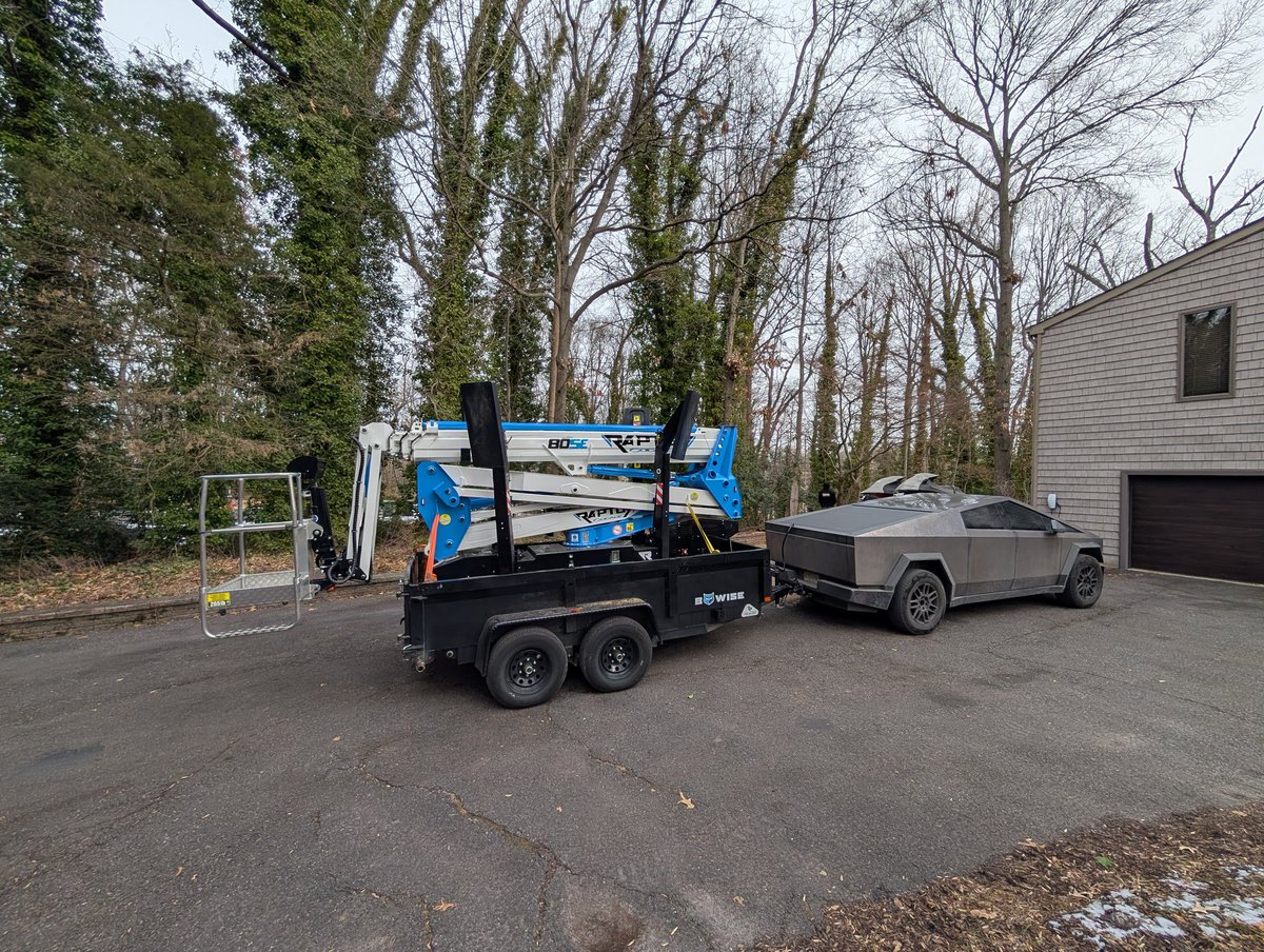 Aside from it's silent operation, the best thing about my all-electric lift, is the ability to charge it while towing with my <a href="/Tesla/">Tesla</a> <a href="/cybertruck/">Cybertruck</a> 😎 Absolute game changer!
<a href="/TeslaTreeSteven/">Tesla Tree Service</a>
