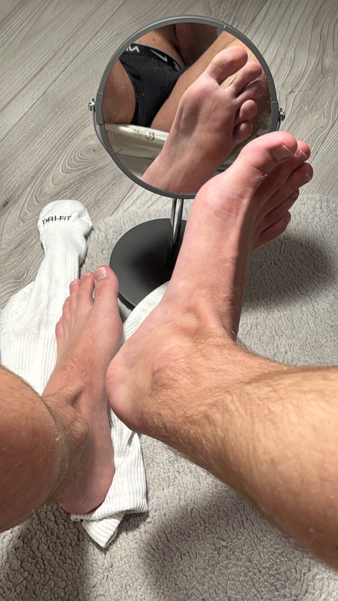 nicholas tweet media